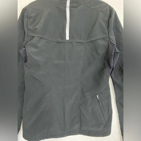 RUNNING ROOM WOMEN'S BLACK REFLECTIVE RUNNING CYCLING JACKET SZ M - Picture 4 of 12